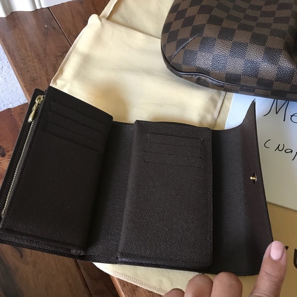 SOLD!!! Bloomsbury GM DE and Alexandra wallet - Picture 2 of 8
